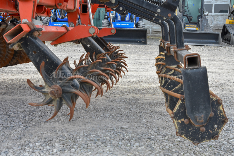 Tillage  2013 KUHN KRAUSE 8000-25  Photo